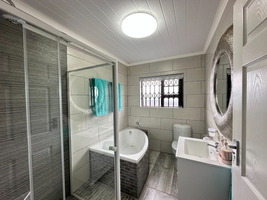 2 Bedroom Property for Sale in Island View Western Cape